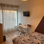 Nocleg ze śniadaniem Le Nid - Charmante Independante Et Totalement Equipee Avec Entree Privee Centre - Proche Montpellier 3*