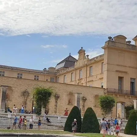 Le Nid - Charmante Independante Et Climatisee Avec Entree Privee Centre - Proche Montpellier לינה וארוחת בוקר 3*