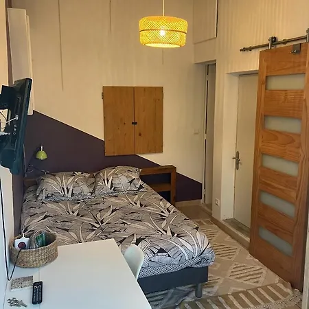 Le Nid - Charmante Independante Et Climatisee Avec Entree Privee Centre - Proche Montpellier 3*