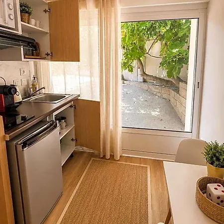 Oda ve Kahvaltı Le Nid - Independant Et Climatise Avec Entree Privee Centre - Proche Montpellier